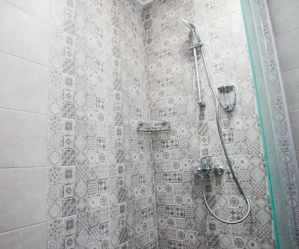 чайка, Chaika Guest house 3*